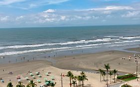 Apto Frente Mar Na Melhor Localizacao De Praia Grande